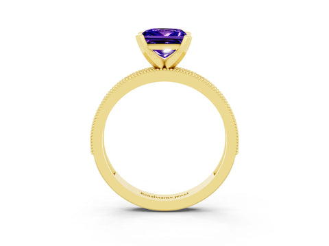 Yellow gold Princess Cut Tanzanite Milgrain Pavé Engagement Ring with Four-Prong Setting_15