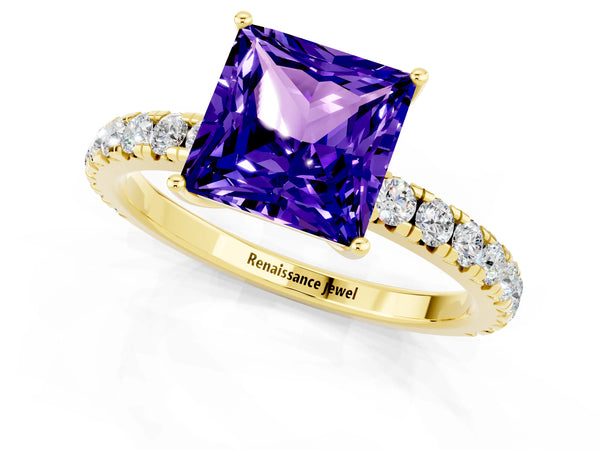 Yellow gold Princess Cut Tanzanite Pavé Solitaire Engagement Ring with Four-Prong Setting