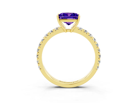 Yellow gold Princess Cut Tanzanite Pavé Solitaire Engagement Ring with Four-Prong Setting_15