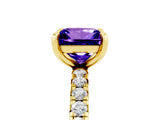 Yellow gold Princess Cut Tanzanite Pavé Solitaire Ring with Four-Prong Setting_17