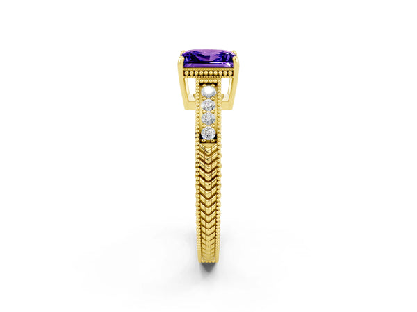 Yellow gold Princess Cut Tanzanite Ring with Milgrain Pavé Band and Four-Prong Setting