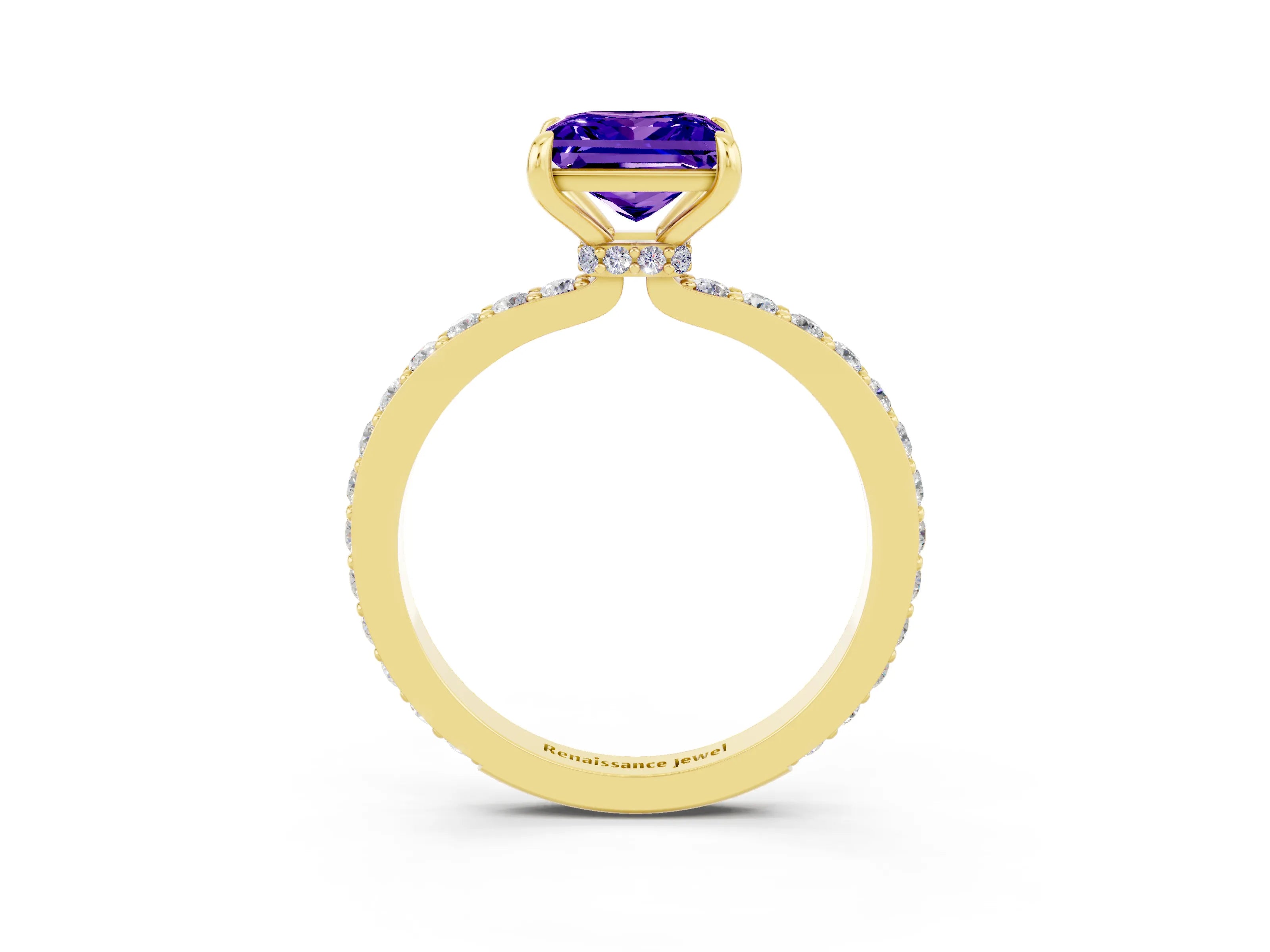 Yellow gold Princess Cut Tanzanite Ring with Pavé Band and Four-Prong Setting_3