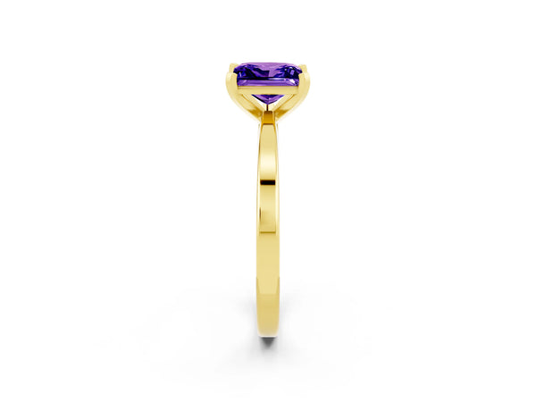 Yellow gold Princess Cut Tanzanite Solitaire Engagement Ring with Classic Band and Four-Prong Setting
