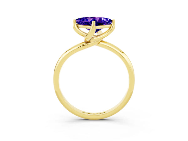 Yellow gold Princess Cut Tanzanite Solitaire Engagement Ring with Four-Prong Setting and Classic Band