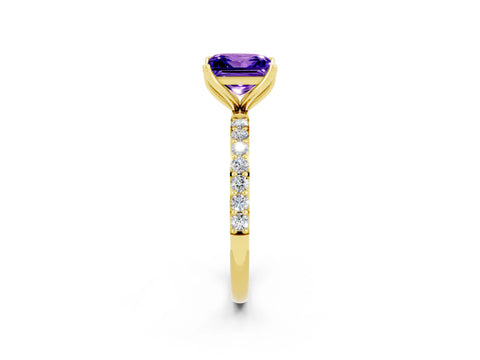 Yellow gold Princess Cut Tanzanite Solitaire Engagement Ring with Pavé Band and Prong Setting_2