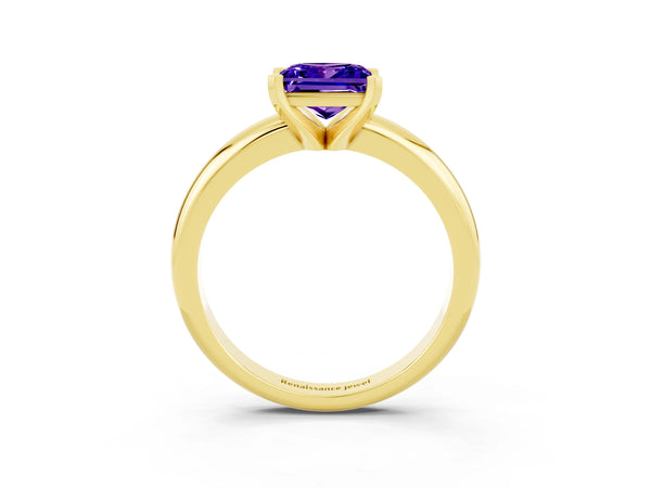Yellow gold Princess Cut Tanzanite Solitaire Engagement Ring with Round Band and Four-Prong Setting