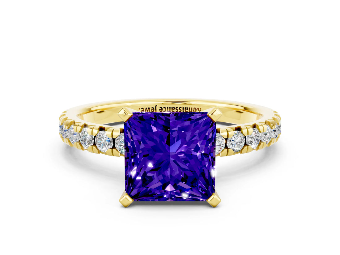 Yellow gold Princess Cut Tanzanite Solitaire Pavé Engagement Ring with Round Band and Prong Setting_67