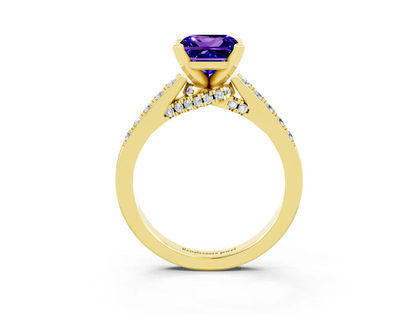 Yellow gold Princess Cut Tanzanite Solitaire Ring with Crossover Gallery and Round  Pavé Band