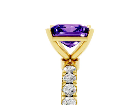 Yellow gold Princess Cut Tanzanite Solitaire Ring with Pavé Accents and Four-Prong Setting_5