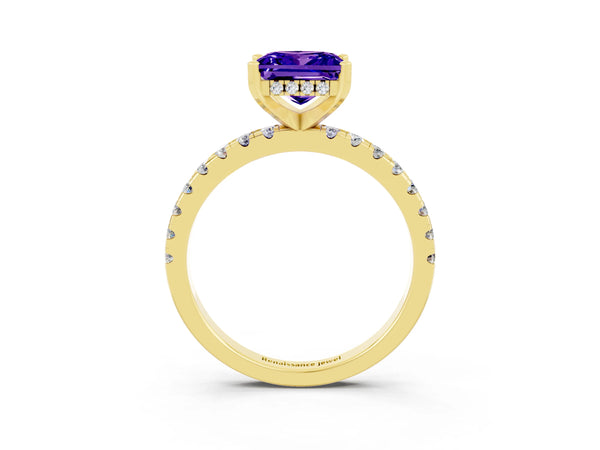 Yellow gold Princess Cut Tanzanite Solitaire Ring with Round  Pavé Band and Four-Prong Setting