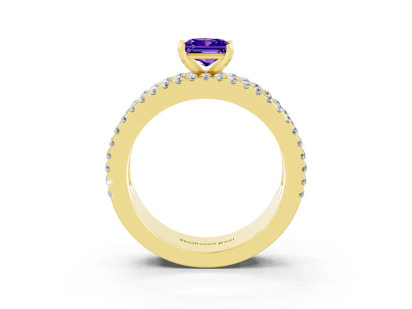 Yellow gold Princess Cut Tanzanite Solitaire Ring with Pavé and Channel Set Band