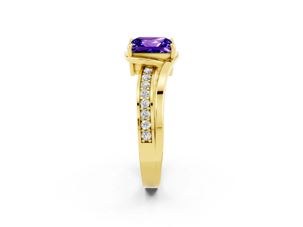 Yellow gold Princess Cut Tanzanite Solitaire Ring with Split Shank and Prong Setting
