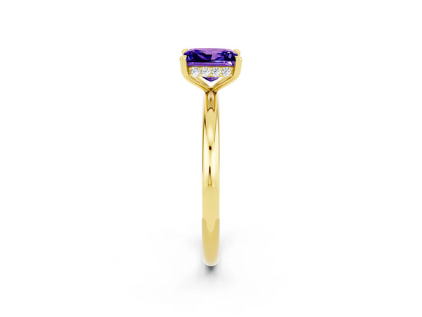 Yellow gold Princess Cut Tanzanite Solitaire Ring with Thin Band and Four-Prong Setting