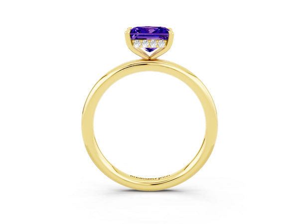 Yellow gold Princess Cut Tanzanite Solitaire Ring with Thin Band and Four-Prong Setting