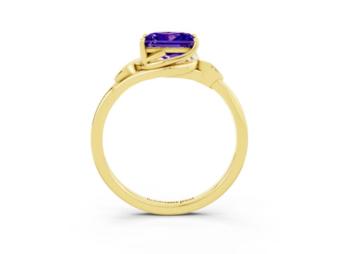 Yellow gold Princess Cut Tanzanite Solitaire Ring with Twist Band and Four-Prong Setting_27