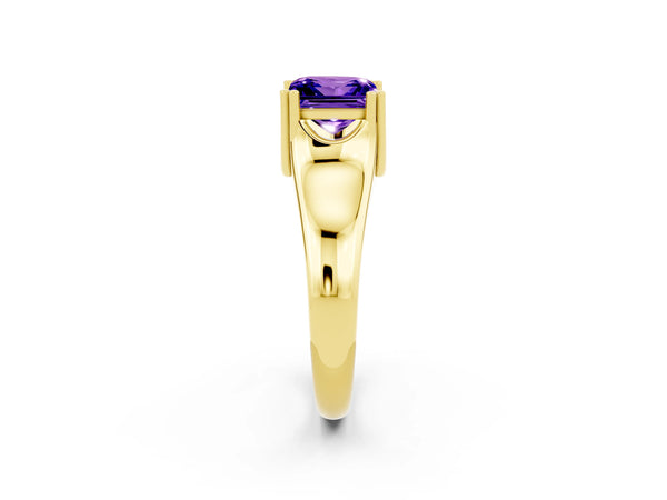 Yellow gold Princess Cut Tanzanite Solitaire Ring with Wide Band and Prong Setting