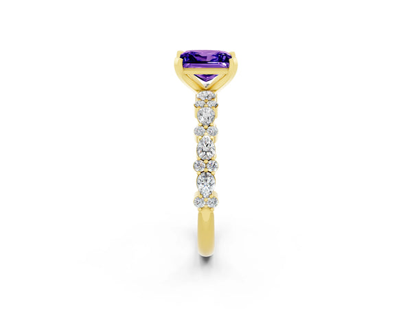 Yellow gold Princess Cut Tanzanite Side Stone Solitaire Ring with Round  and Four-Prong Setting