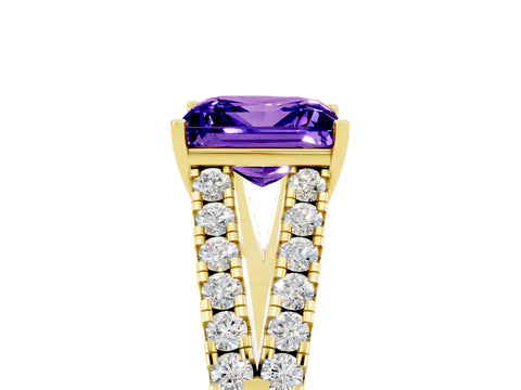 Yellow gold Princess Cut Tanzanite Split Shank Pavé Engagement Ring with Four-Prong Setting_17