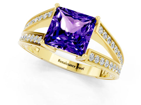 Yellow gold Princess Cut Tanzanite Split Shank Ring with Pavé Band and Four-Prong Setting_1