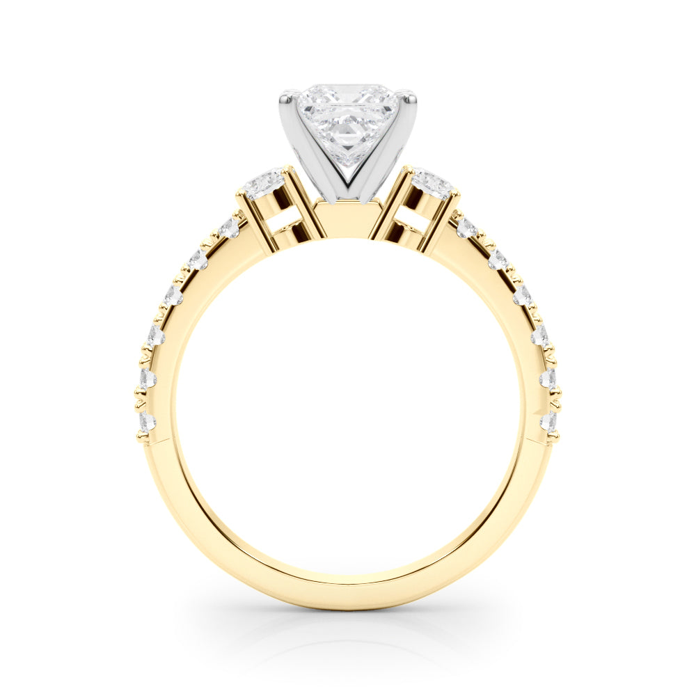 Yellow gold Princess Cut Three-Stone Diamond Pavé Band with Prong Setting 2