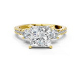 Yellow gold Princess Cut Three-Stone Diamond Pavé Band with Prong Setting_23