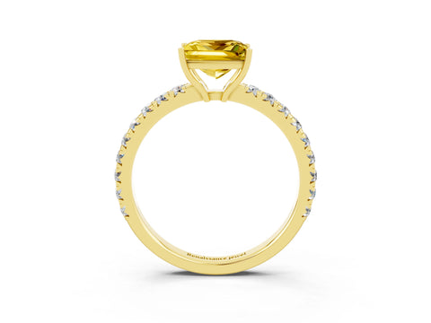 Yellow gold Princess Cut Yellow Sapphire Pavé Solitaire Engagement Ring with Four-Prong Setting_15