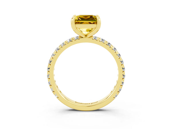 Yellow gold Princess Cut Yellow Sapphire Pavé Solitaire Ring with Round Band and Prong Setting