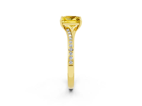 Yellow gold Princess Cut Yellow Sapphire Solitaire Ring with Pavé Band and Prong Setting_2