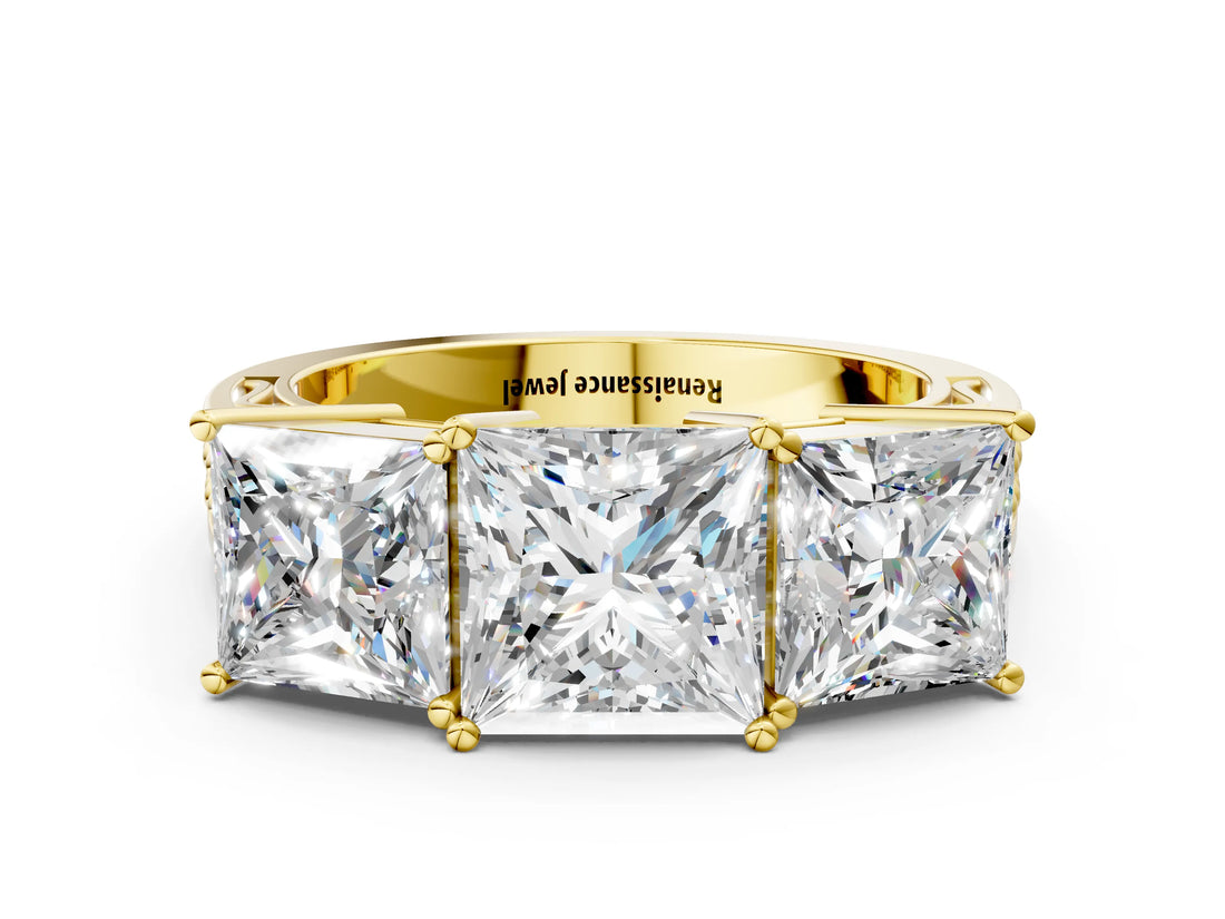 Yellow gold Princess Diamond Three-Stone Ring with Prong Setting and Textured Band_6