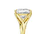 Yellow gold Princess Solitaire Twist Band Six-Prong Setting