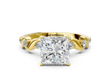 Yellow gold Princess Solitaire Twisted Band with Prong Setting 1