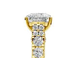 Yellow gold Radiant Cut Diamond Pavé Band Solitaire with Four-Prong Setting_30
