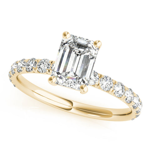 Yellow gold Radiant Cut Diamond Pavé Band with Four-Prong Setting 2