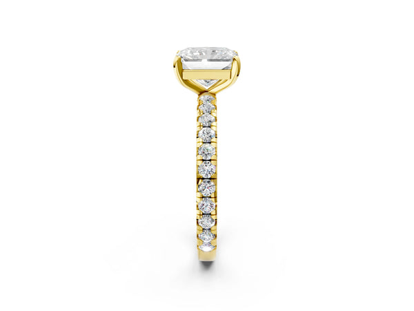 Yellow gold Radiant Cut Diamond Pavé Solitaire Ring with Round Band and Prong Setting