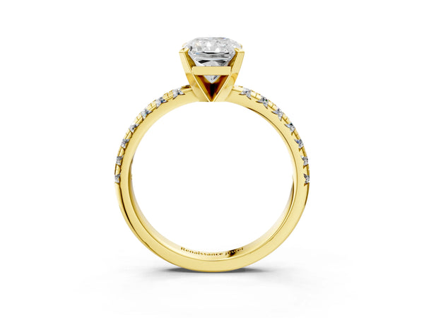 Yellow gold Radiant Cut Diamond Solitaire Pavé Engagement Ring with Round Band and Prong Setting