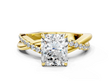 Yellow gold Radiant Cut Diamond Twisted Band with Pavé Setting and Four-Prong Setting_31