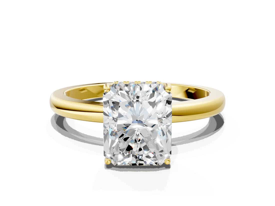 Yellow gold Radiant Cut Solitaire Diamond Ring with Prong Setting and Plain Band_7