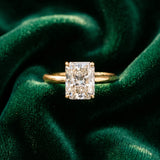Yellow gold Radiant Cut Solitaire Engagement Ring with Four-Prong Setting and Classic Band_15