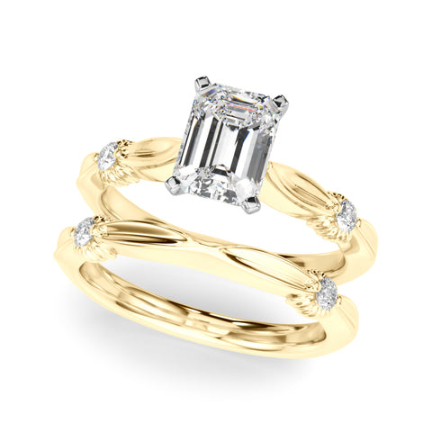 Yellow gold Radiant Solitaire Diamond Twisted Band with Four-Prong Setting