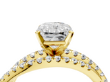Yellow gold Radiant Solitaire Twist Band with Pavé Setting and Four-Prong Setting_134