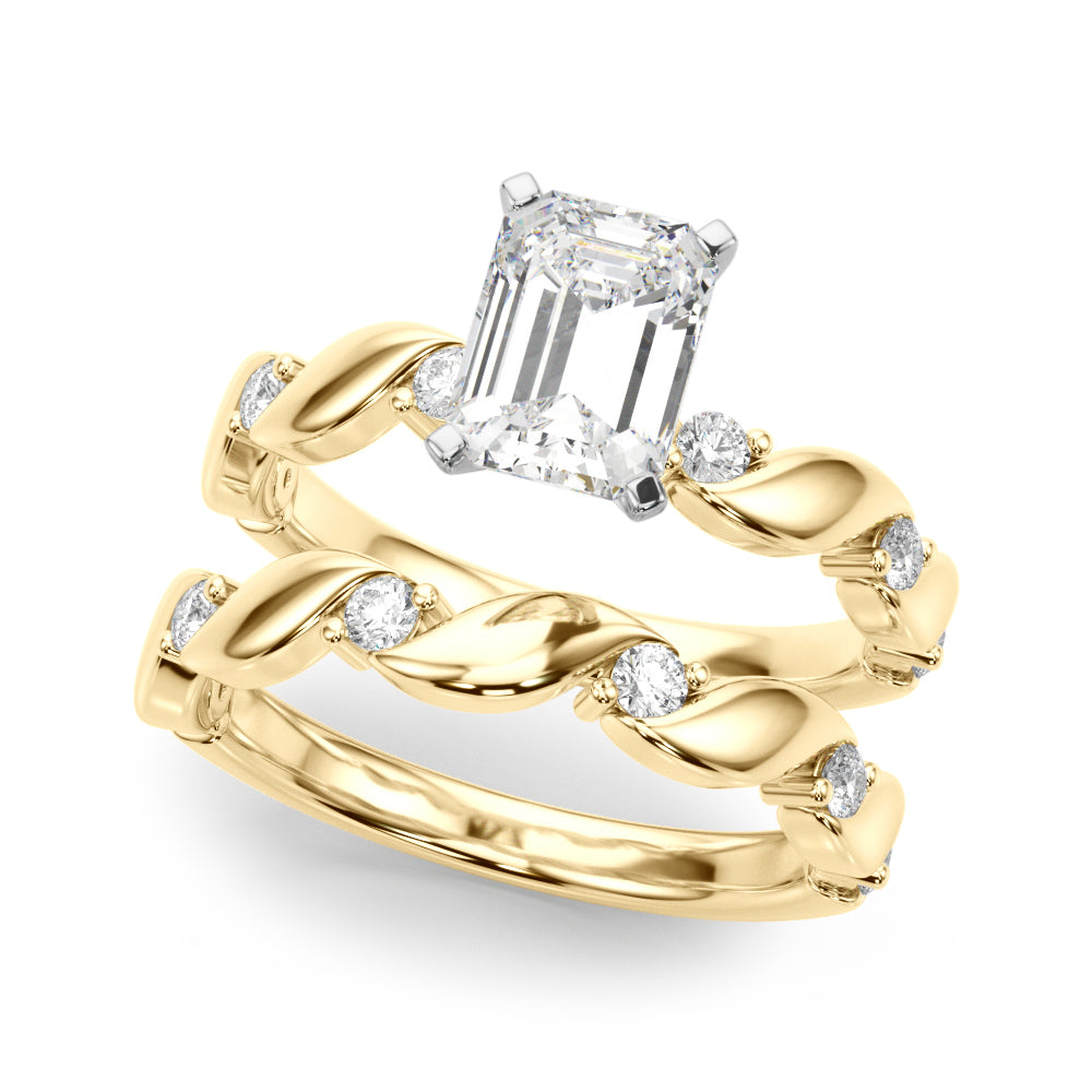 Yellow gold Radiant Solitaire Twisted Band with Prong Setting