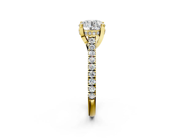 Yellow gold Round Brilliant Diamond Solitaire with Pavé Band and Four-Prong Setting