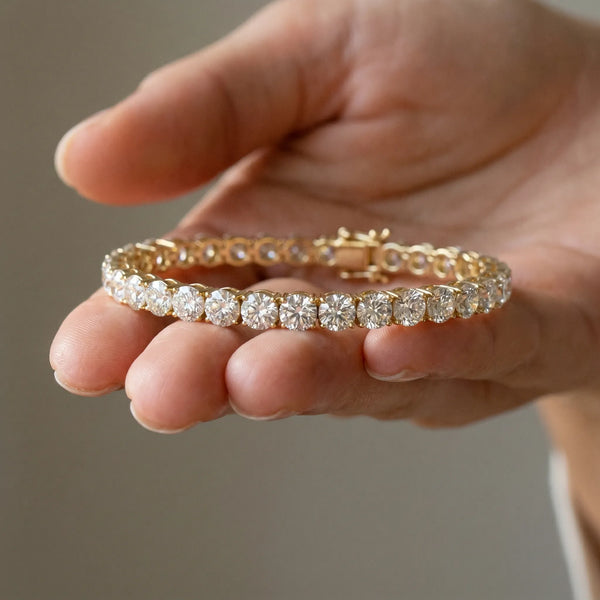14K Yellow Gold 3.04 Carat F-G VS-SI Round Brilliant Diamond Tennis Bracelet with Prong Setting