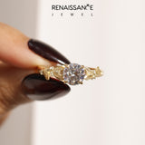 Yellow gold Round Brilliant Solitaire with Leaf Motif Band and Four-Prong Setting_103
