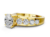 Yellow gold Round Brilliant Solitaire with Side Stones on a Pave Band and Four-Prong Setting_103