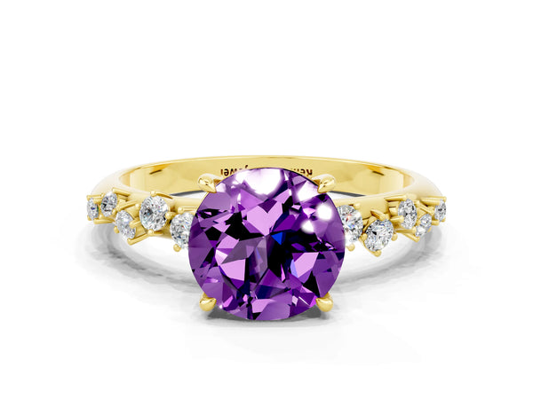Yellow gold Round Cut Amethyst Cluster Side Stone Solitaire Ring with Prong Setting
