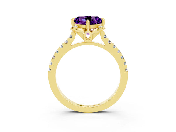 Yellow gold Round Cut Amethyst Ring with Pavé Band and Floral Prong Setting