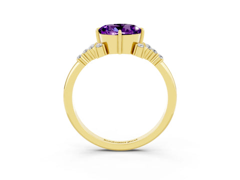 Yellow gold Round Cut Amethyst Ring with Side Stones and Four-Prong Setting_39