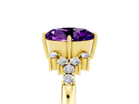 Yellow gold Round Cut Amethyst Ring with Side Stones and Four-Prong Setting_41
