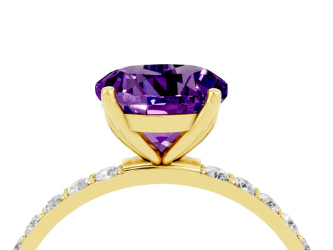 Yellow gold Round Cut Amethyst Solitaire Engagement Ring with Pavé Band and Prong Setting_4